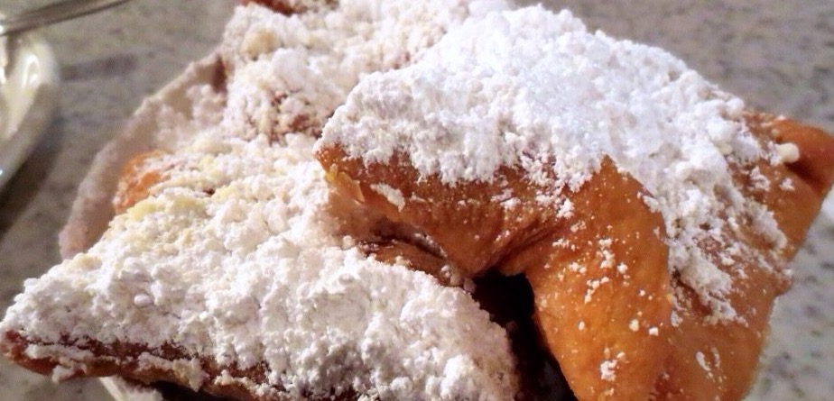 Beignets at Cafe Du Monde